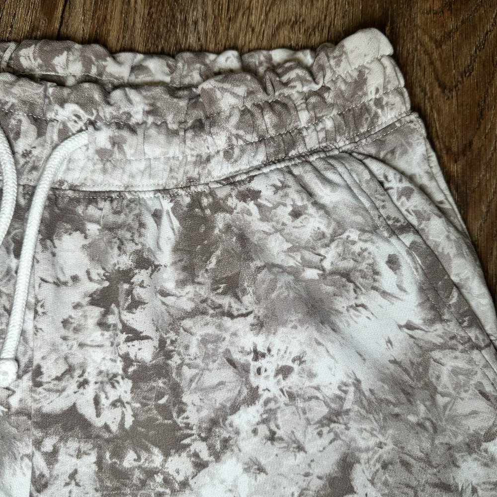 Under Armour Women's Tie Dye Camo Jogger Pants Sz S 30x25.5 Stretch Athletic EUC - Picture 4 of 9